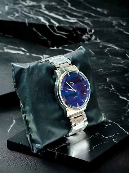 Round Shape Stainless steel Watch ,Silver Watch for men - Image 2